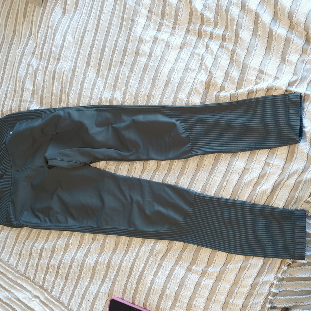 Peloton Leggings XS - Picture 3 of 5